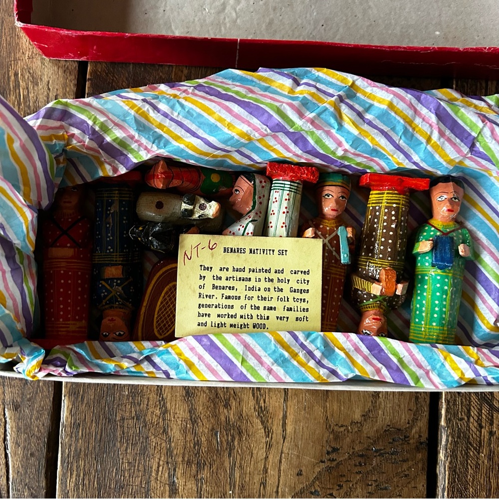 Vintage 80s 90s Wood Hand Painted Folk Art 12pc Benares Nativity Set India